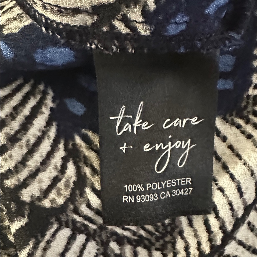 Nic+Zoe Petal Bloom Top Blue/Black Floral Size 1X EUC - Picture 12 of 12